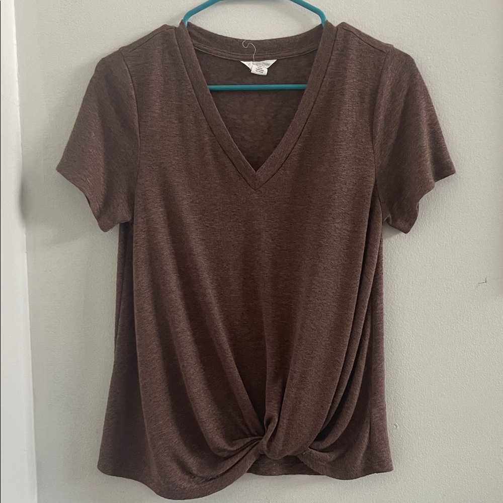 Caslon Brown Twist Front V-Neck Tee